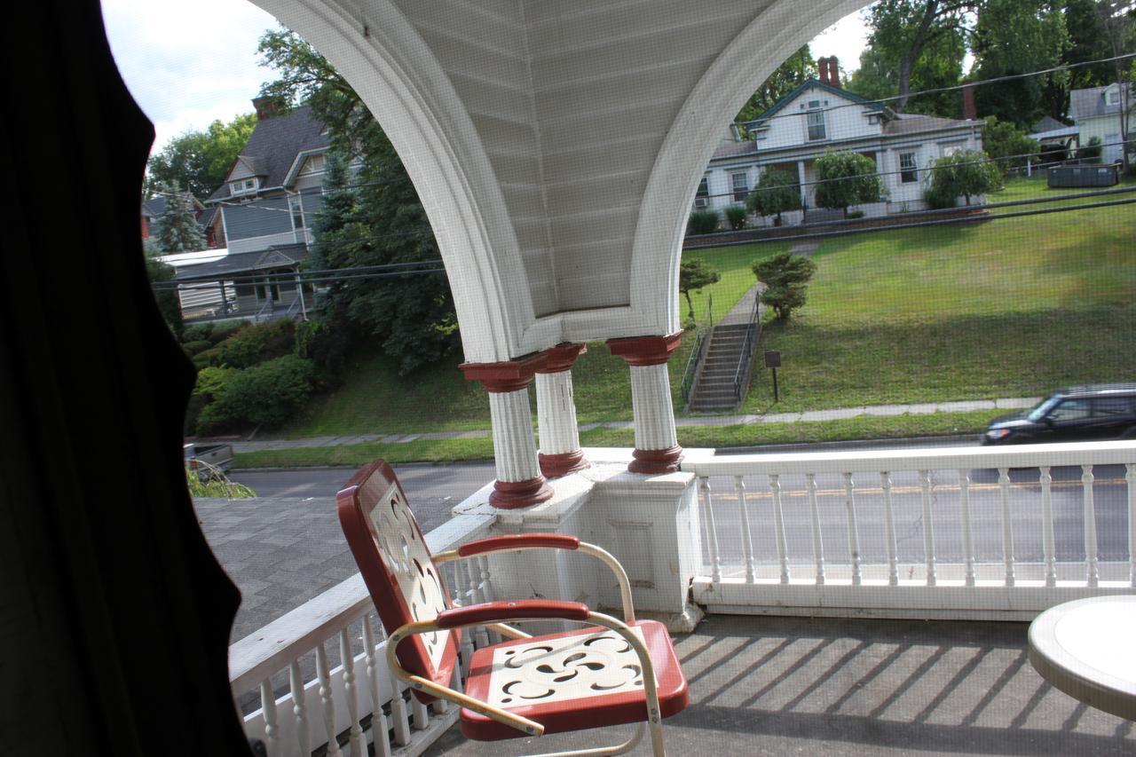 Victorian Charm Inn Towanda Εξωτερικό φωτογραφία
